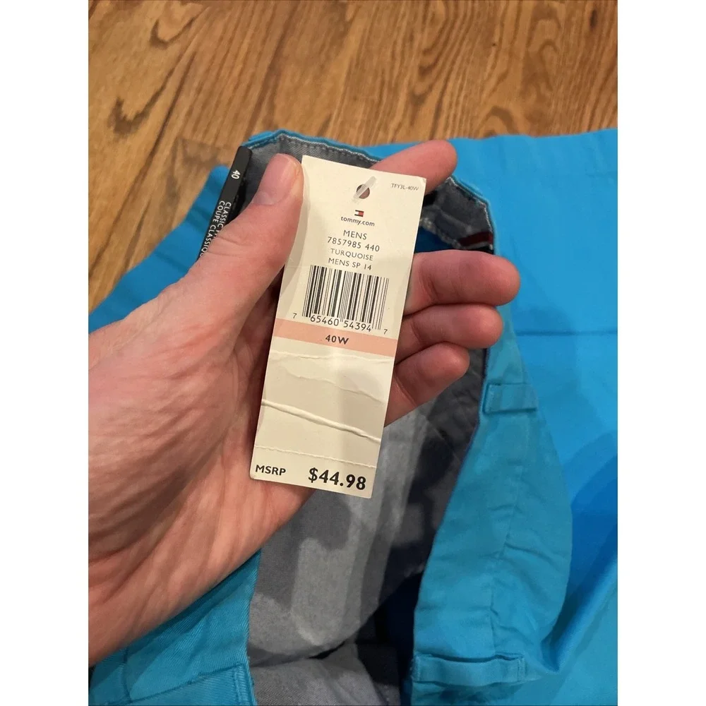 New With Tags Tommy Hilfiger Classic Fit Short Turquoise Size 40 10